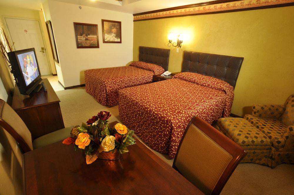 Hotel Maria Bonita Consulado Americano シウダー・フアレス エクステリア 写真
